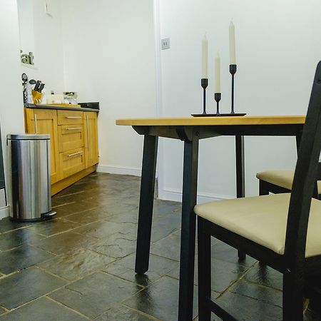 St John’s Cottage – Simple2let Serviced Apartments Halifax Extérieur photo